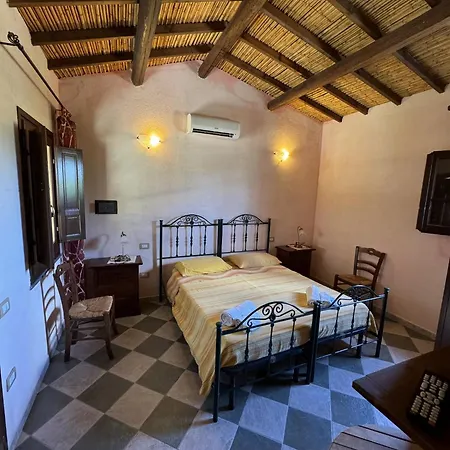 Bellu Farm stay Riola Sardo